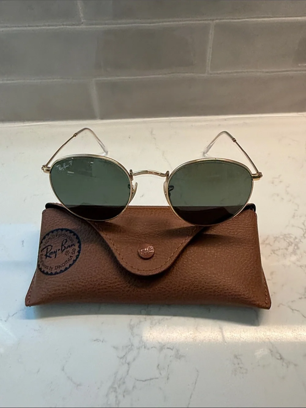 Ray-Ban Gold Frame Sunglasses with Dark Green Lenses